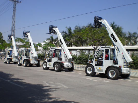 van de de Manager2.5t lading van de Aandrijvingsepa Dieselmotor de Telescopische Telescopische Vorkheftruck met 4 wielen 4WD Telehandler