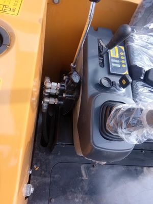 Max. Graafdiepte 2450mm Kleine kruipergraver voor maximale hefhoogte van het mes 240mm